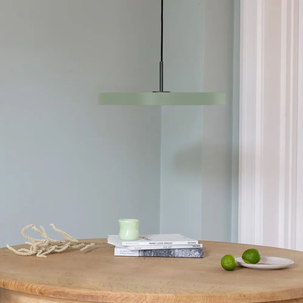 Umage Asteria Medium hanglamp nuance olive - met koordset - Ø 43 cm