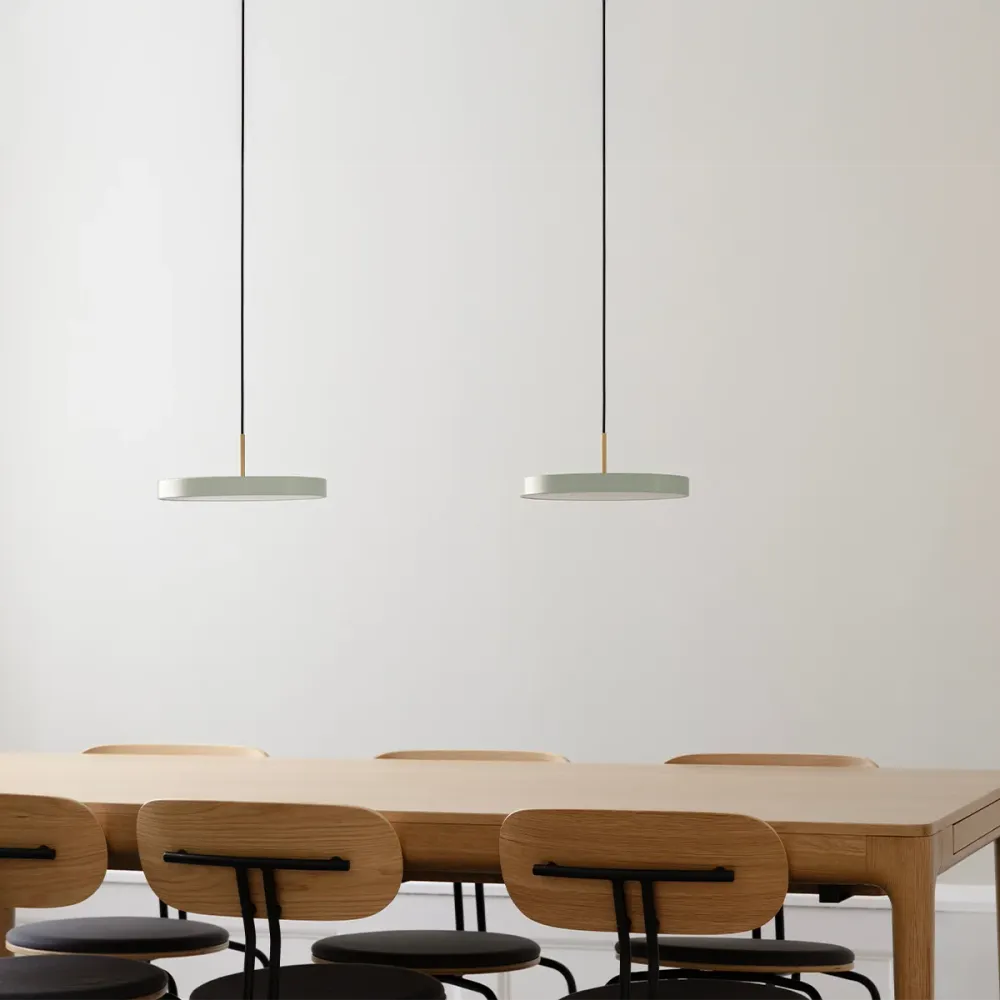 Umage Asteria Plus Mini hanglamp nuance olive - met koordset - Ø31 cm