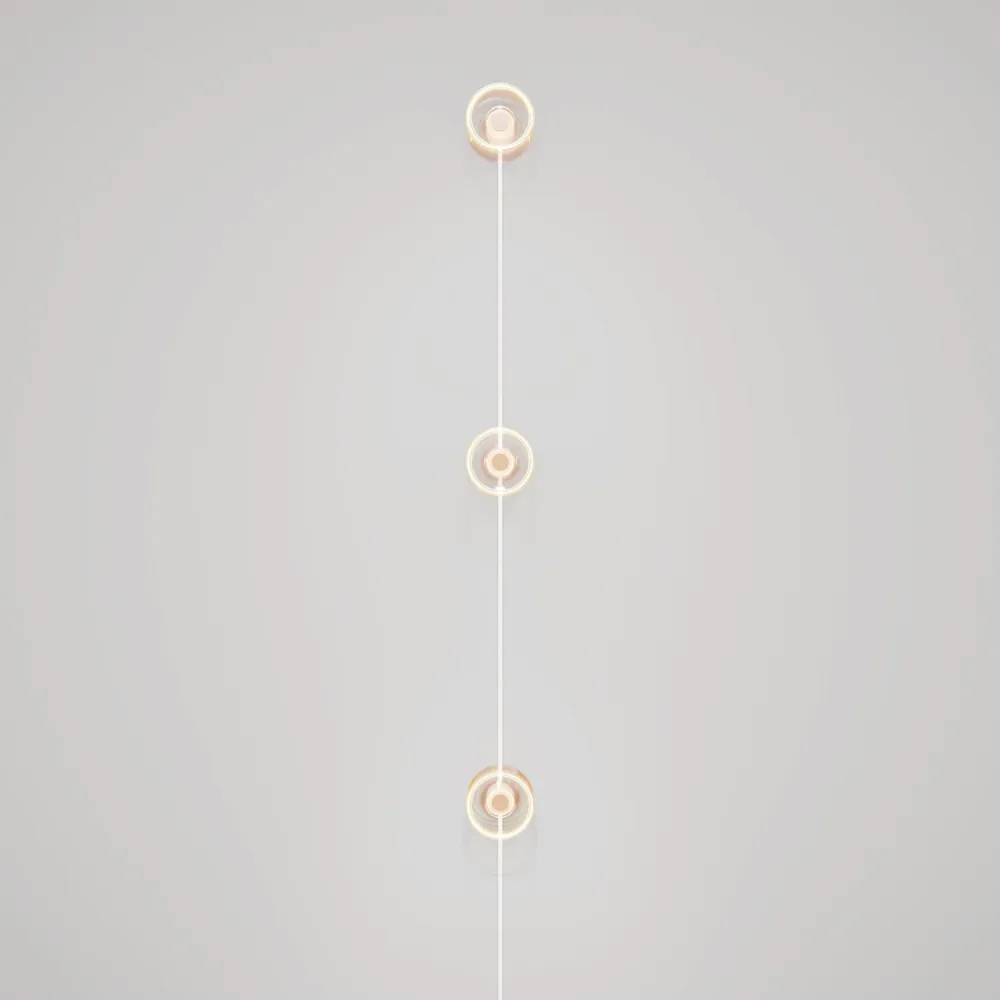 Wandlamp Spostaluce met stekker, 3 Ghost lichtbronnen en wit strijkijzersnoer