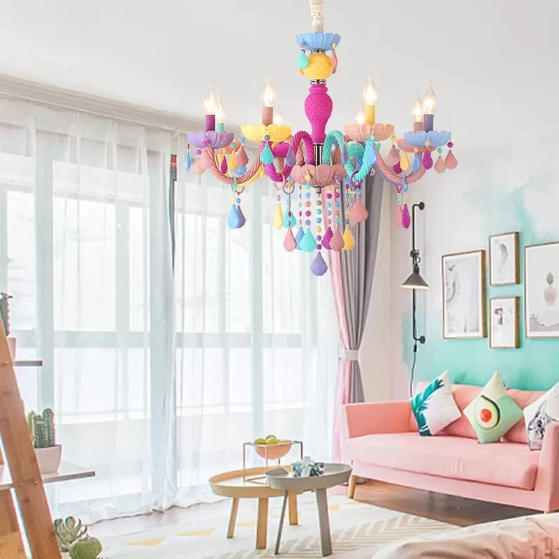 IP44 Waterdichte Kinderkaarsenkroonluchter met kristallen decoratie, meerkleurig hanglicht voor de kleuterschool