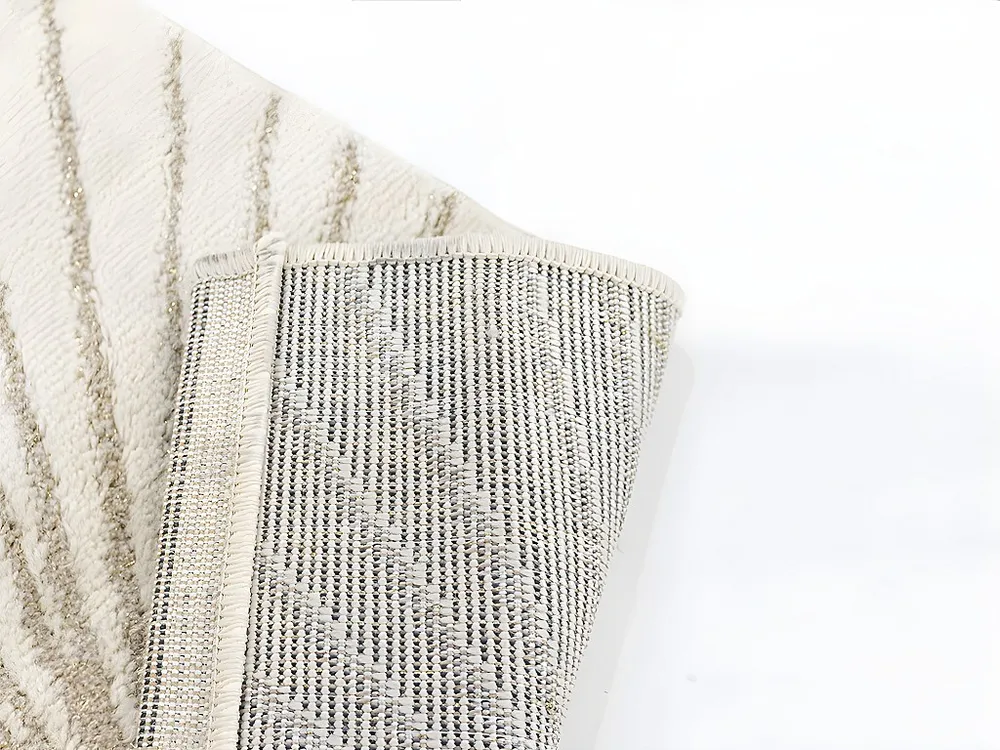 Tapijt met afwerking goudkleurig lurex LIVNO - 160 x 230 cm - Ecru - Koop nu online