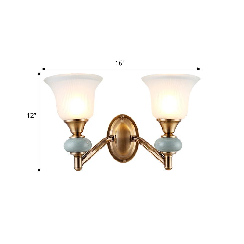 Energiezuinige LED 1/2-kops wandverlichtingsarmatuur met belkap, matglas, klassiek slaapkamerwandlamp messing