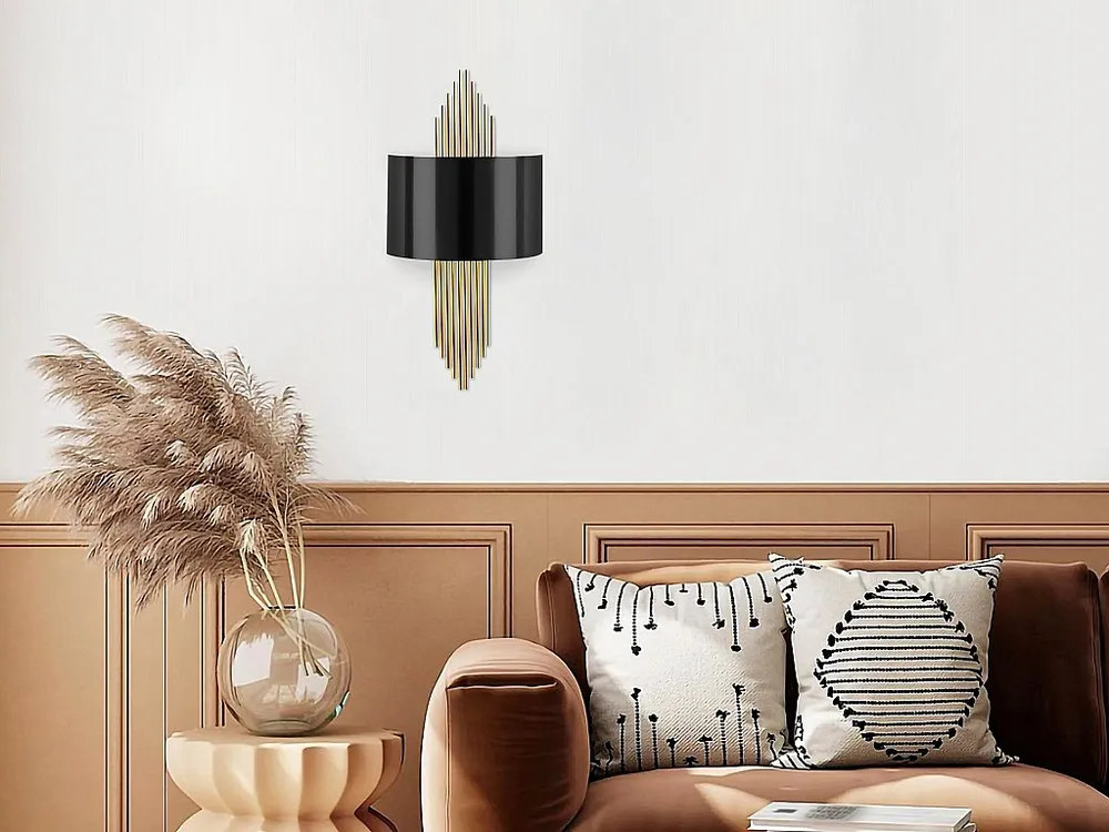 Metalen wandlamp SANGARIUS - B22 x H75 cm - Zwart en goud - Koop nu gewoon online